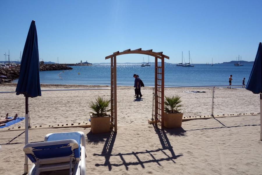 Apartment Port Duplex Plein Sud 200 M2 Et 100 M2 De Terrasse Hyères